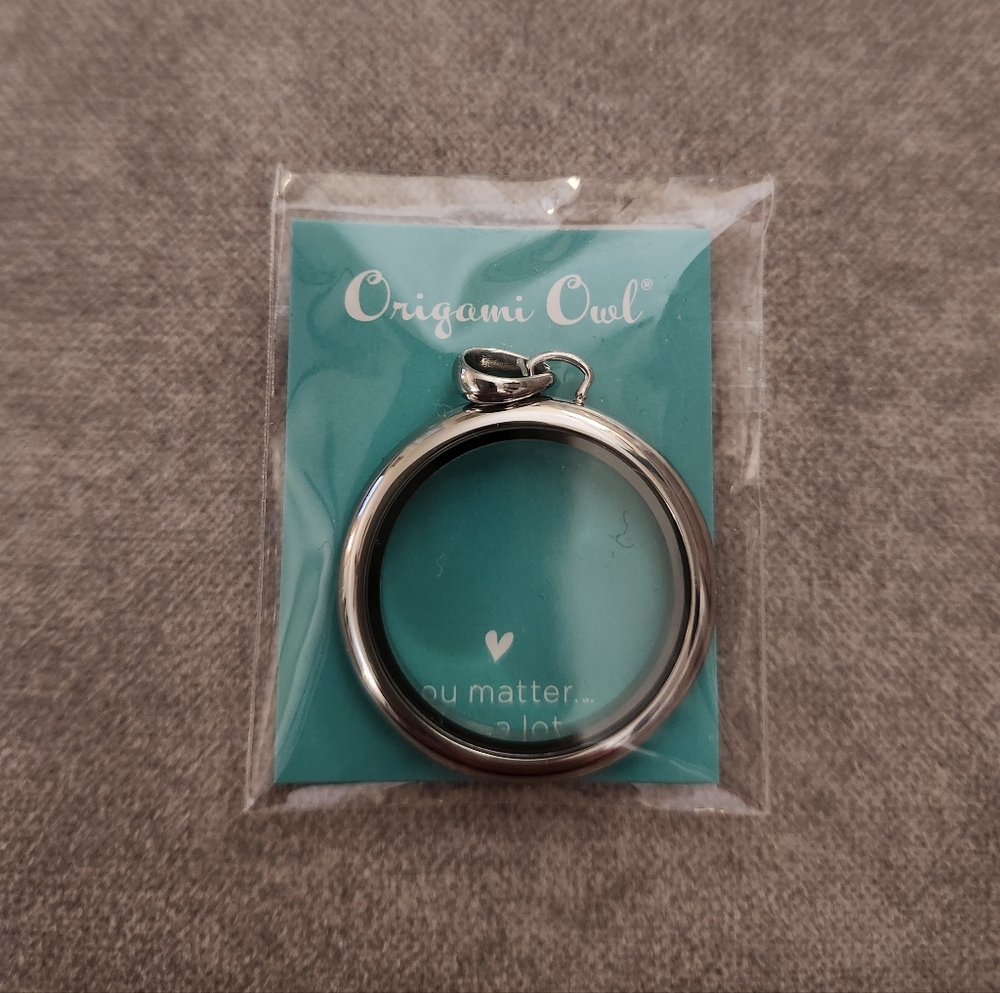 Origami Owl Large Silver Living Locket Twist Base